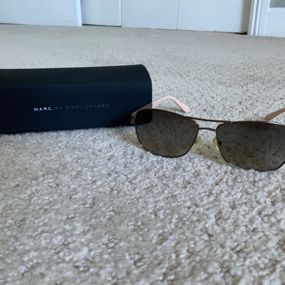 MARC JACOBS SUNGLASSES